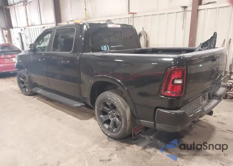 2025 Ram 1500 Big Horn 4X4 5'7 Box z USA, uszkodzony, nr VIN 1C6SRFFP8SN624308